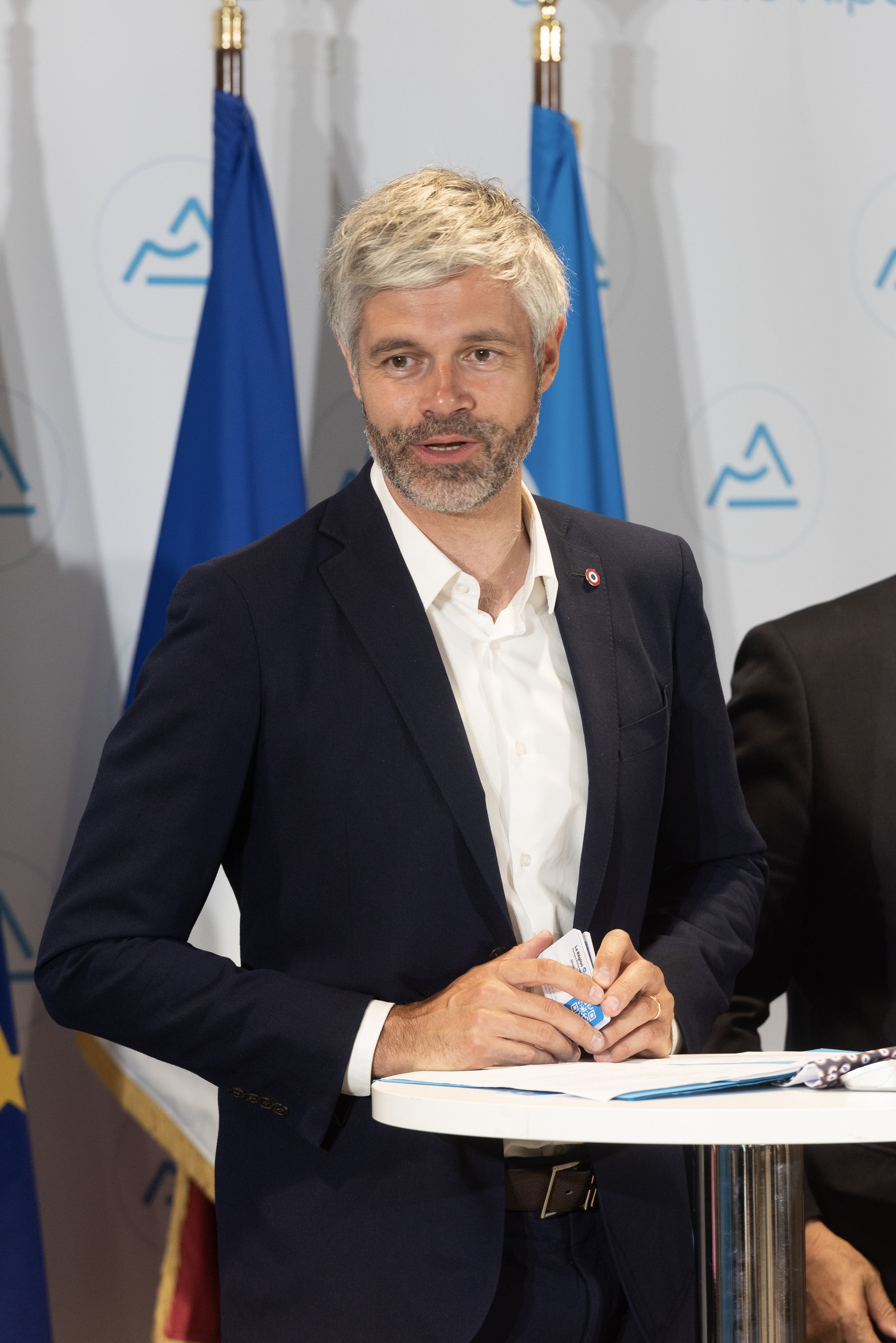 Laurent Wauquiez : « Financer un comptage objectif du nombre de loups dans la région »