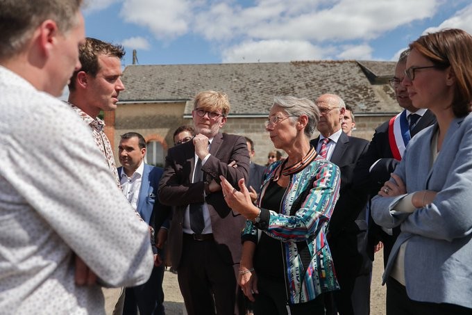 Sécheresse : Élisabeth Borne annonce des mesures d’aide aux agriculteurs