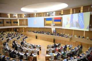 Priorité à la santé des citoyens et à la protection des femmes